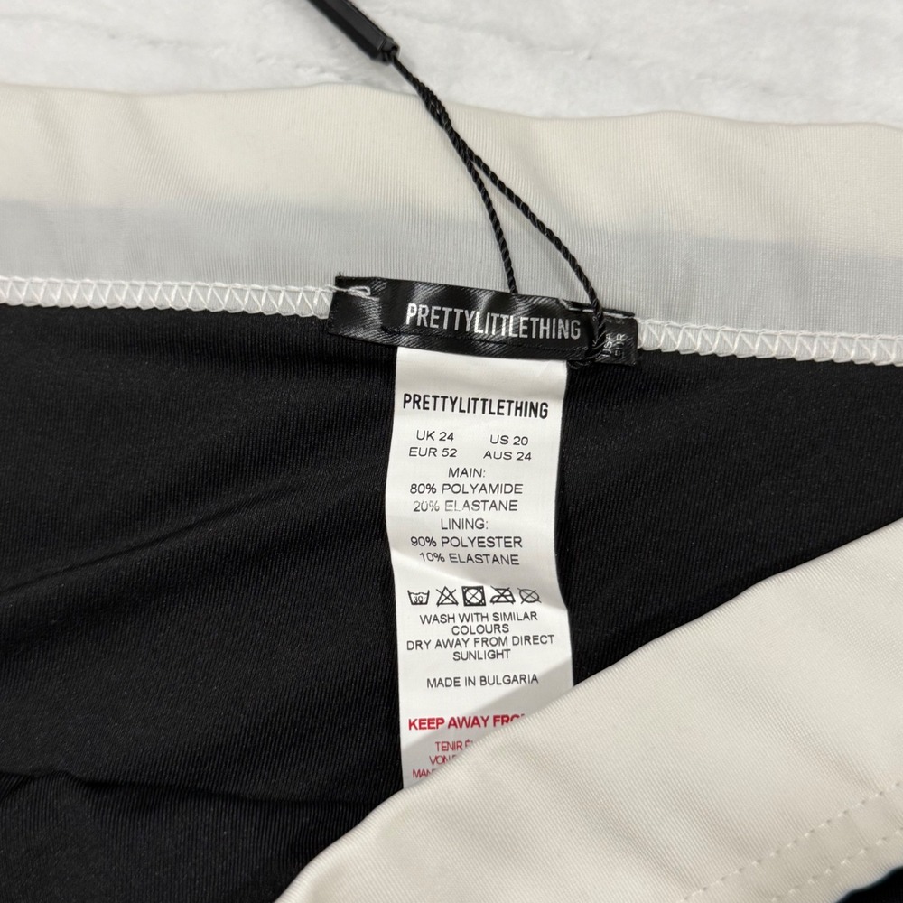 PrettyLittleThing Black White High Waisted Bikini Bottoms Plus Size US 20 NWT - Picture 5 of 7